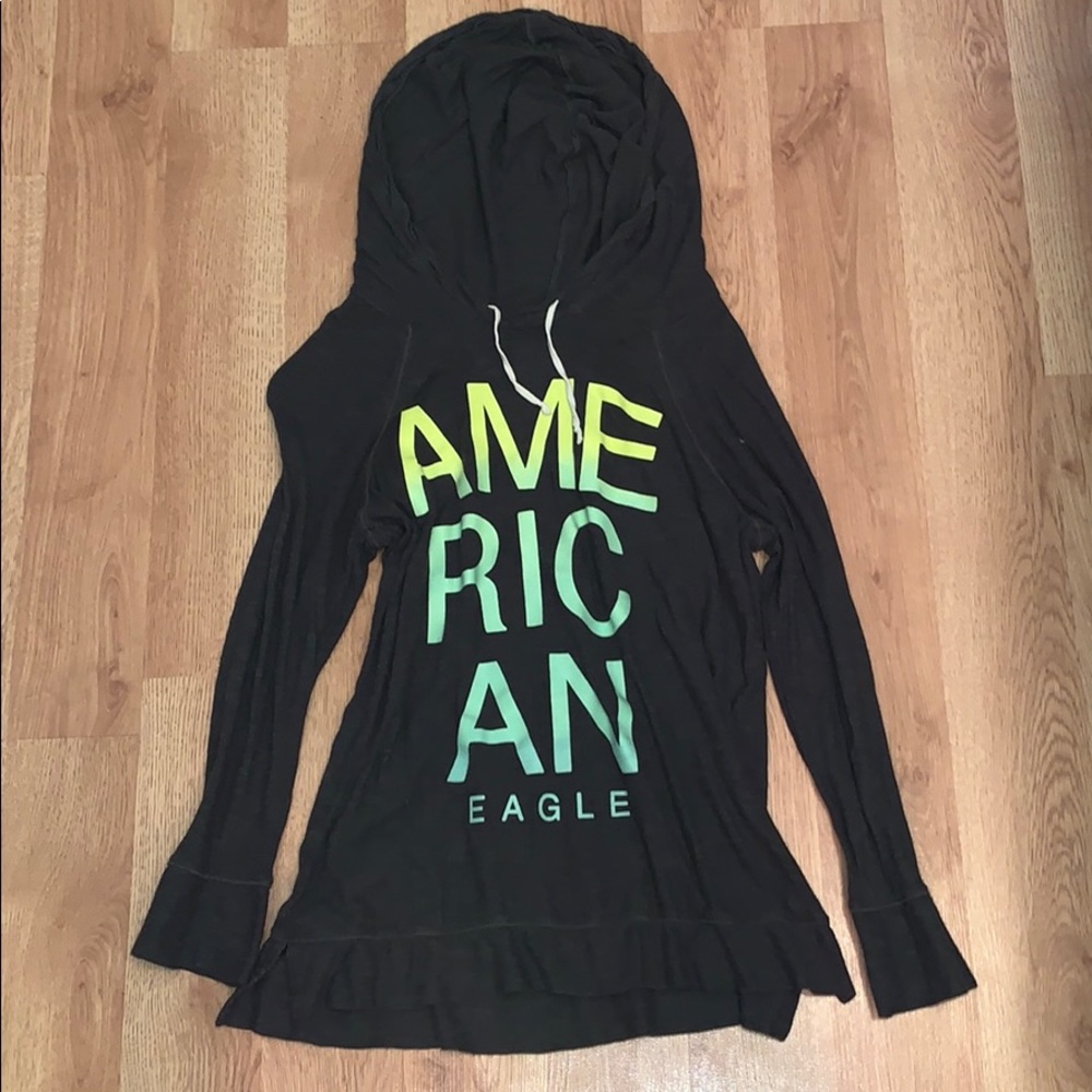 American Eagle top